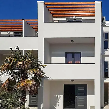 Lovely In With Wifi Apartament *