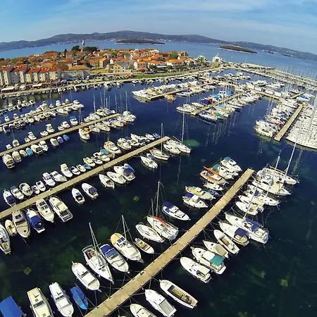 1 Bedroom Cozy In * Biograd Na Moru