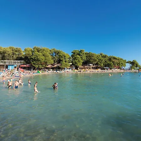 1 Bedroom Cozy In Apartmán Biograd Na Moru